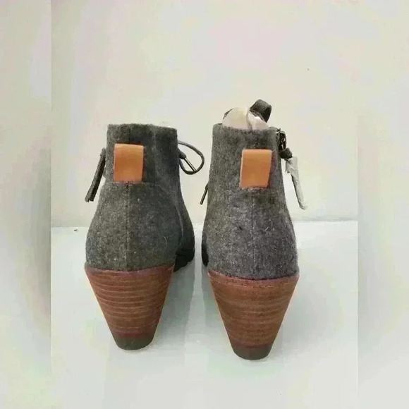 DR.SCHOLL'S NWT wool grey wedge ankle boots.  Size 8M - Picture 3 of 8
